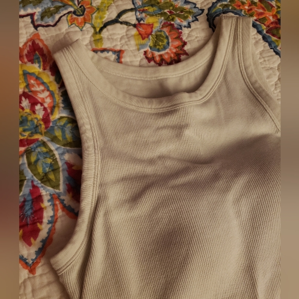 Bundle Of Bra Tank Tops Cropped Size Medium - Picture 6 of 11